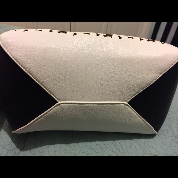 Dream Control Black White and Gold Bag Reversible - Picture 3 of 6